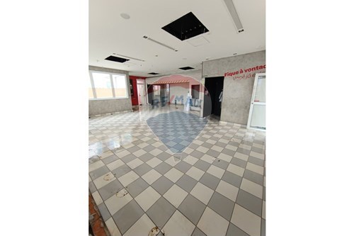 Alugar-Ponto Comercial/ Loja-Centro , São Roque , São Paulo , 18132305-631601009-41