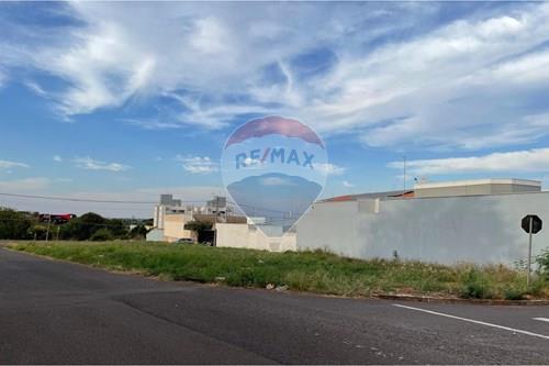 For Sale-Land-Rua Francisco Constantino de Souza , lote 3  - proximo da Higsec  - Birigui , São Paulo , 16204405-630851029-38