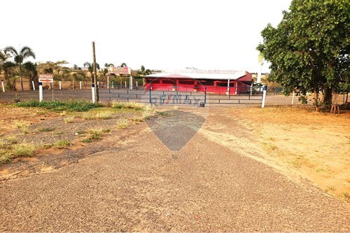 Venda-Restaurante-Rod. Mar. Rondon - Km 616 , Km 616  - Trevo de Guaraçaí - SP  - Centro , Guaraçaí , São Paulo , 16980-000-631201014-74