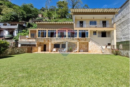 Venda-Casa-Rua Bento Gonçalves , 200  - Vila Militar , Petrópolis , Rio de Janeiro , 25660070-630131015-100