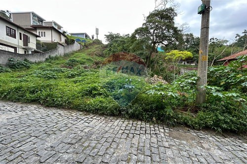 Venda-Terreno-Rua Maria Glória Silva , 225  - perto do Caledonia CLUBE  - Cascatinha , Nova Friburgo , Rio de Janeiro , 28621370-630551055-120