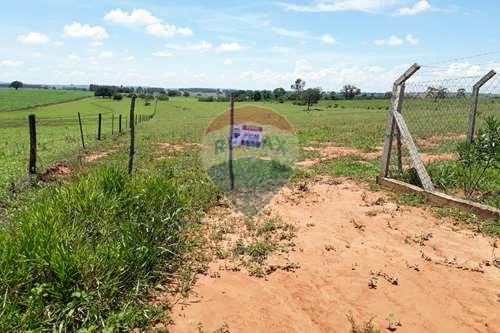 Venda-Chácara / Sítio / Fazenda-Bairro São Martinho , s/n  - Zona Rural , Tupã , São Paulo , 17626-899-630151002-61