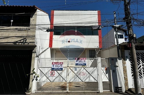 Prédio Comercial no Jardim Paraventi para Locação