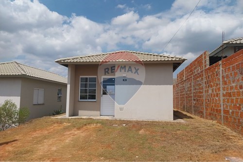 Venda-Casa-Rua Vicente da Silva Melo , 70  - Nova Metropolitana , Salto de Pirapora , São Paulo , 18167-310-631181023-83