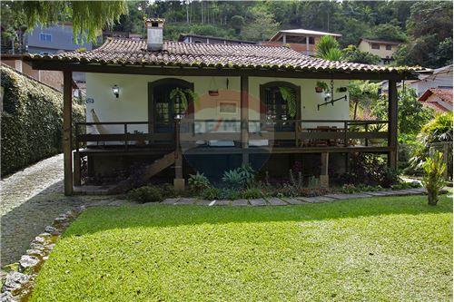 For Sale-House-Alameda Princesa Isabel , 462  - Vale dos Pinheiros , Nova Friburgo , Rio de Janeiro , 28625-335-630551016-49