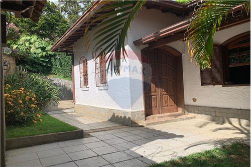 For Sale-House-Rua Comendador José Mastrangelo , 494  - Santa Elisa - Próximo ao lago  - Catarcione , Nova Friburgo , Rio de Janeiro , 28614210-630551042-3
