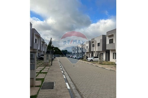 Residential - Townhouse - Sao Roque , São Paulo - BR