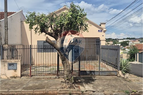 Venda-Casa-Centro , Lins , São Paulo , 16400135-631011049-7