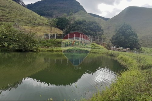 Venda-Agro-Centro , Santa Maria Madalena , Rio de Janeiro , 28770 000-630171007-50