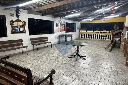 Excelente sobrado para locação no Parque das Américas