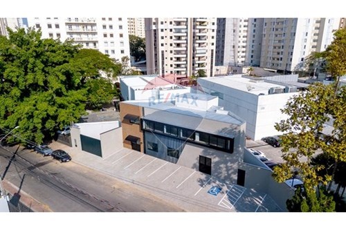 Commercial - Business - São José dos Campos , São Paulo - BR