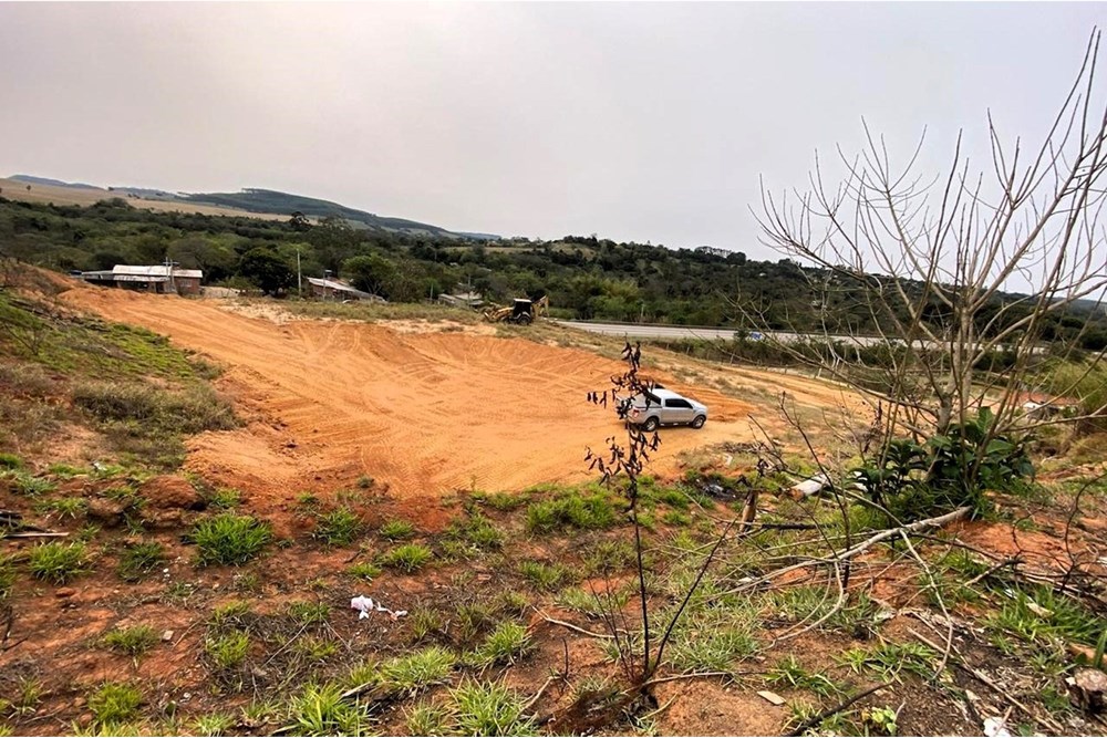 Terreno à venda, 2822m² - Foto 4