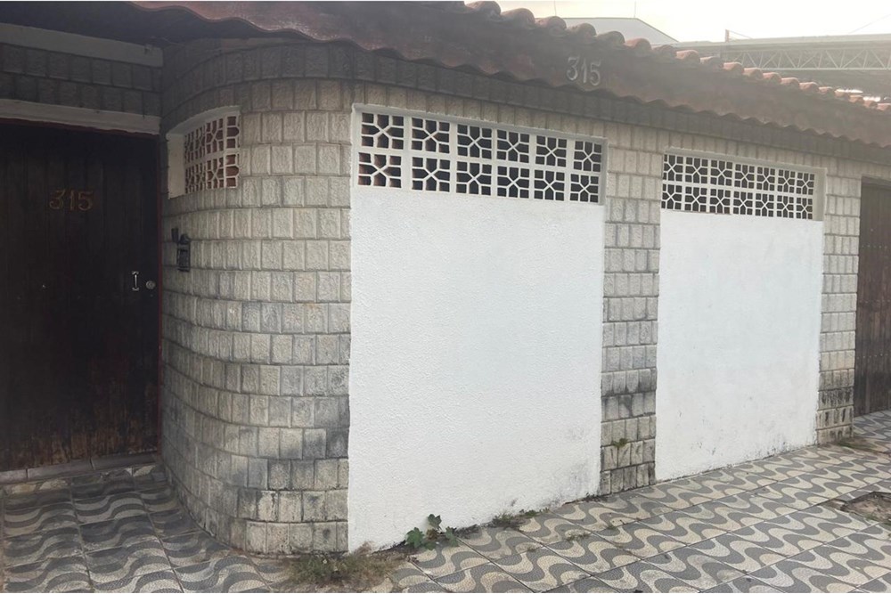 Casa à venda com 2 quartos, 204m² - Foto 2