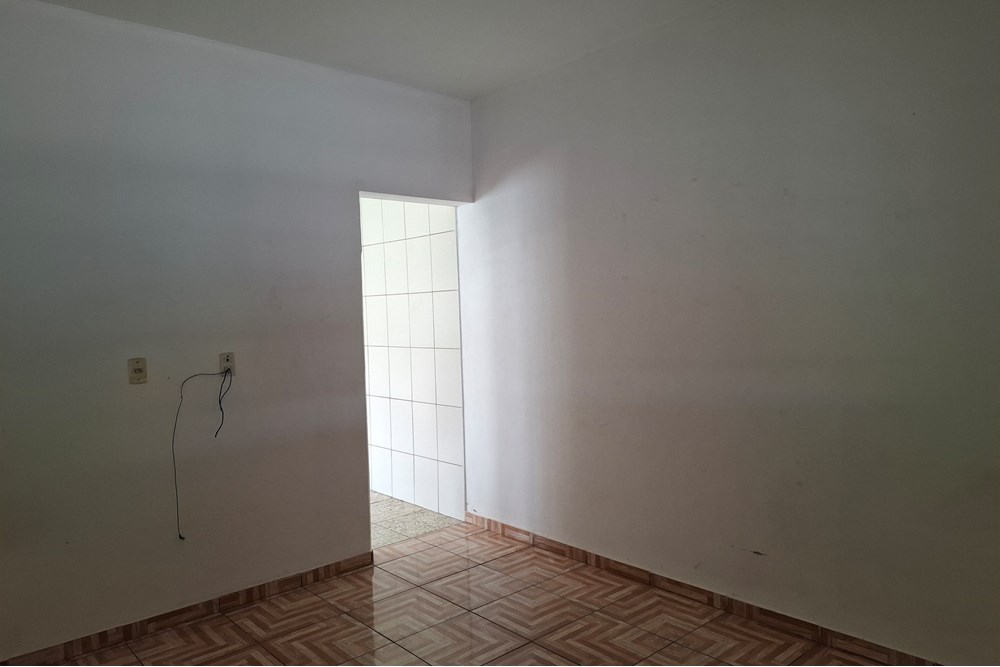 Casa à venda com 2 quartos, 68m² - Foto 9