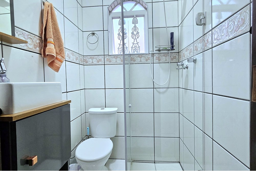 Casa à venda com 3 quartos, 224m² - Foto 13