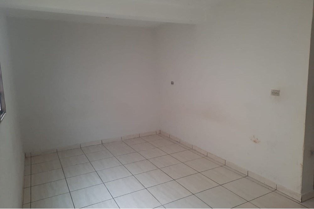 Casa para alugar com 1 quarto, 250m² - Foto 12