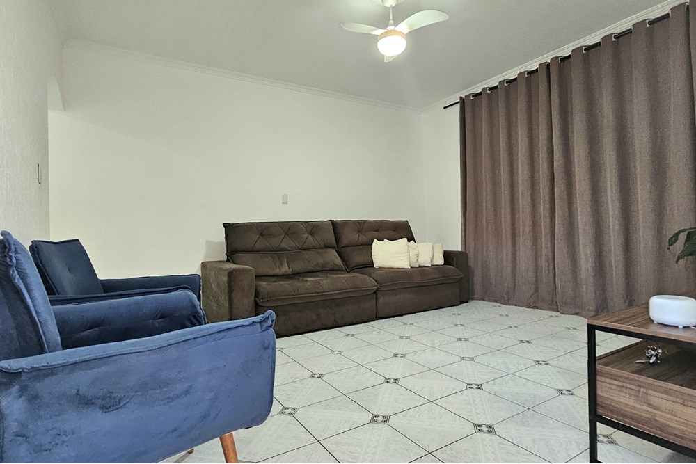 Casa à venda com 3 quartos, 224m² - Foto 7