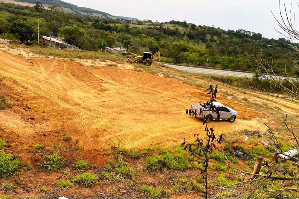 Terreno à venda, 2822m² - Foto 1