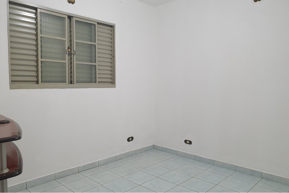 Casa à venda com 2 quartos, 130m² - Foto 11