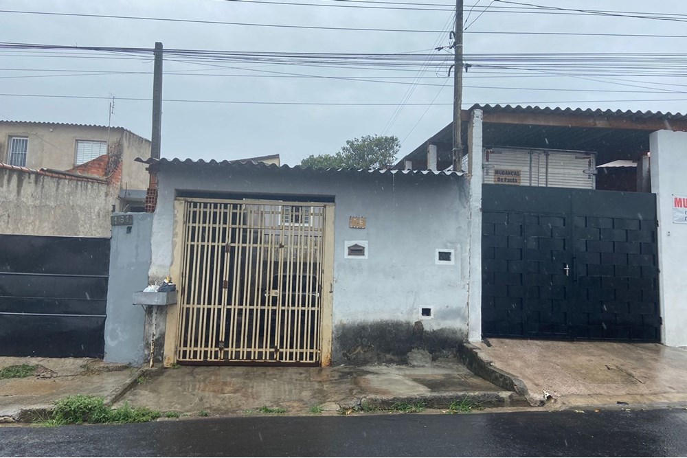 Casa à venda com 2 quartos, 50m² - Foto 3