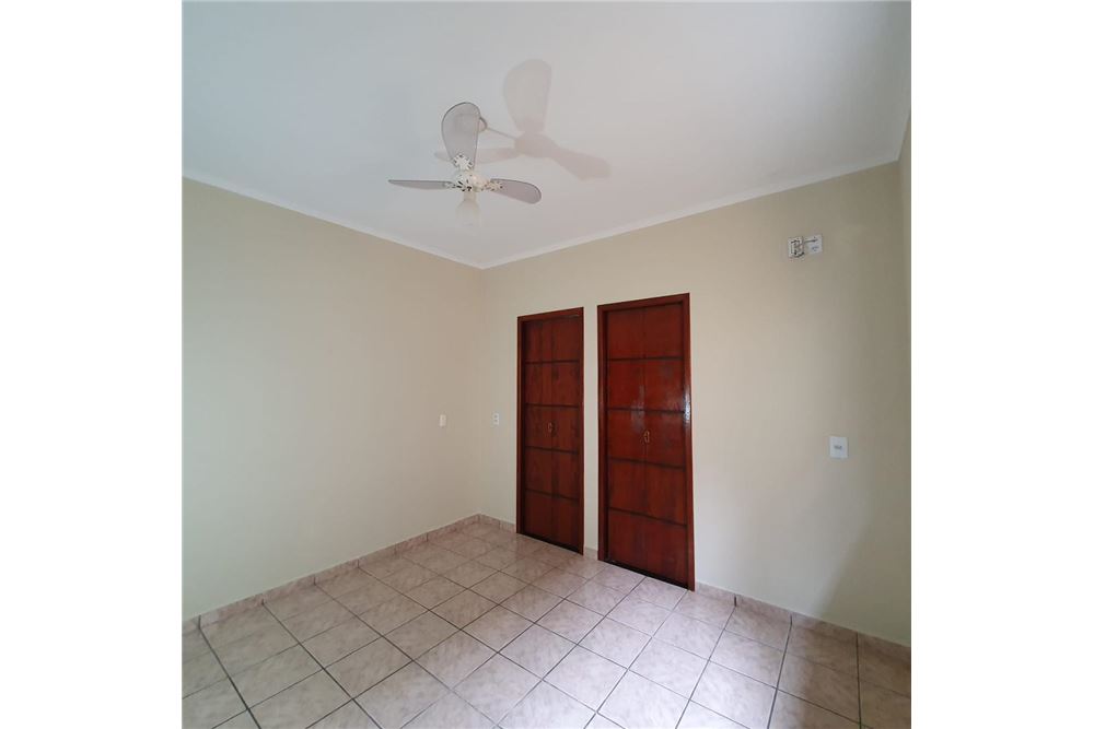 Casa à venda com 2 quartos, 107m² - Foto 17