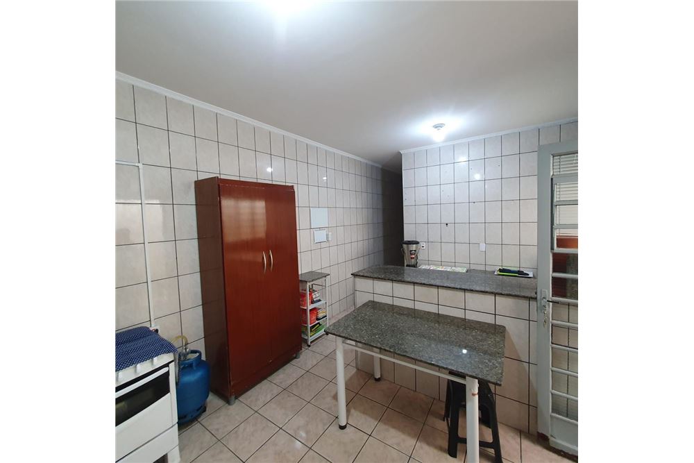 Casa à venda com 2 quartos, 107m² - Foto 9