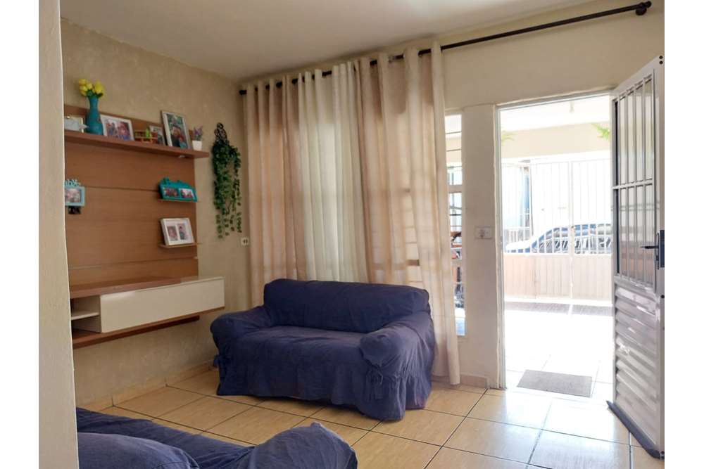 Casa à venda com 2 quartos, 75m² - Foto 2