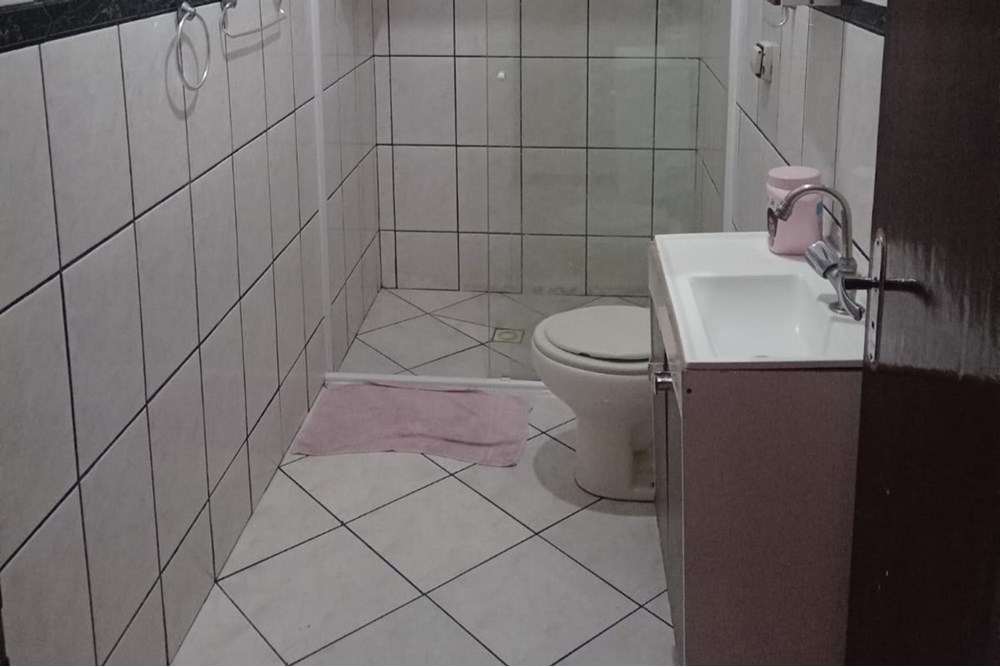 Casa à venda com 2 quartos, 125m² - Foto 2