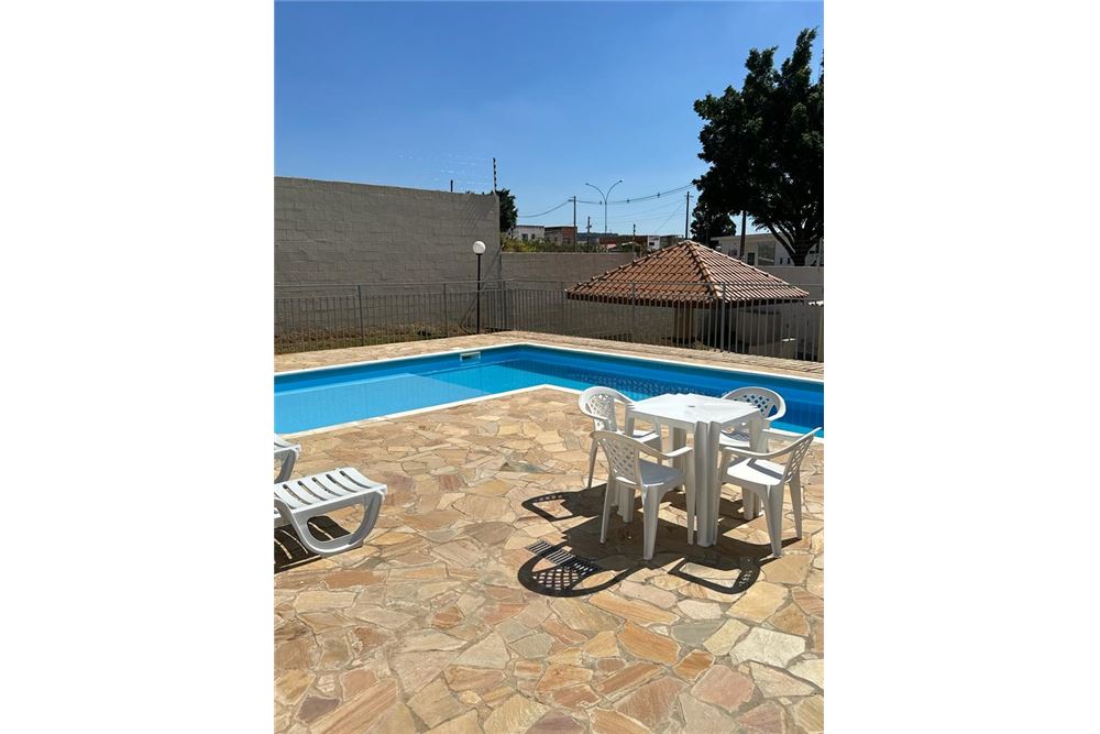Apartamento à venda com 2 quartos, 43m² - Foto 11