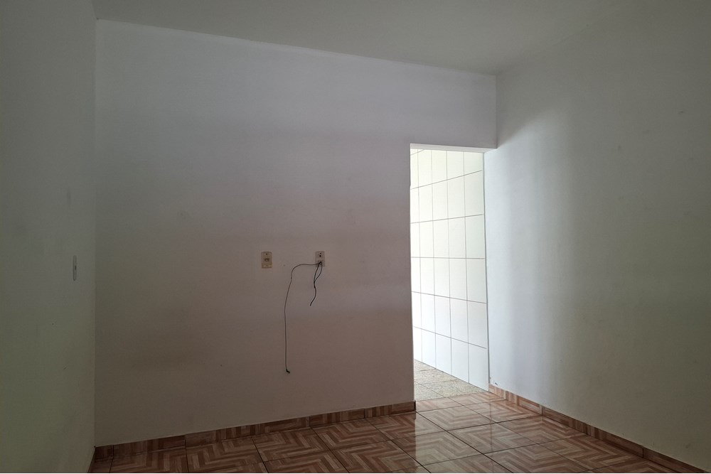 Casa à venda com 2 quartos, 68m² - Foto 8