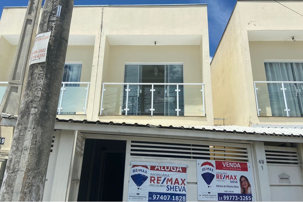 Casa à venda com 2 quartos, 75m² - Foto 2