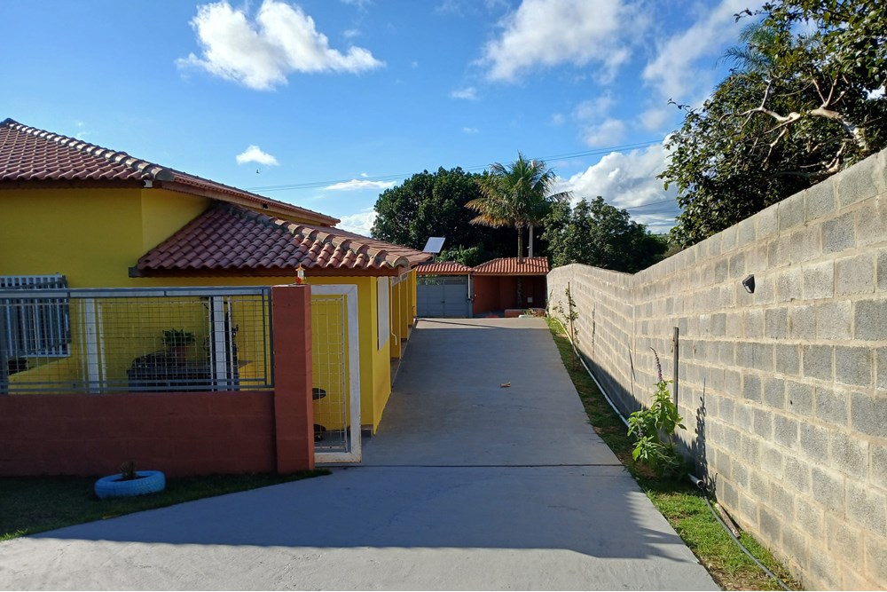Chácara à venda com 4 quartos, 250m² - Foto 41