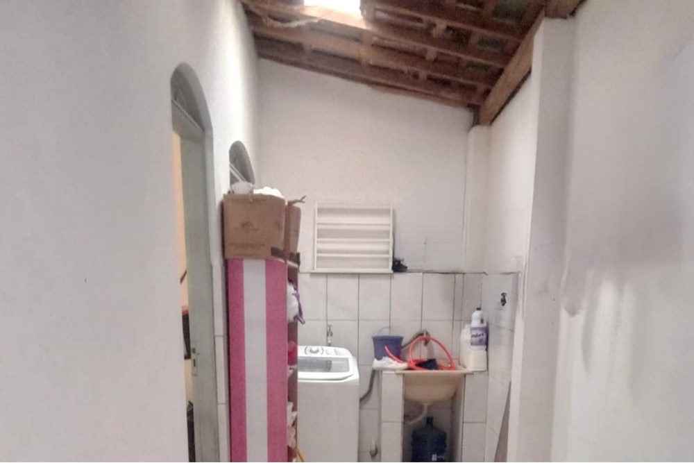 Casa à venda com 2 quartos, 125m² - Foto 9