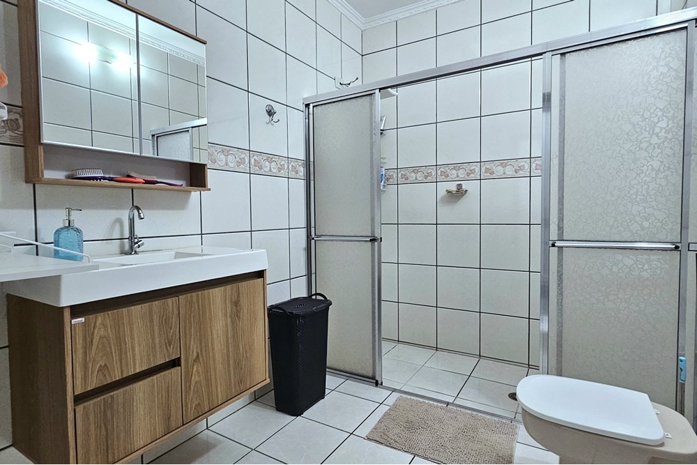 Casa à venda com 3 quartos, 224m² - Foto 17