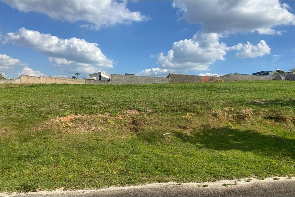 Terreno à venda, 1006m² - Foto 1
