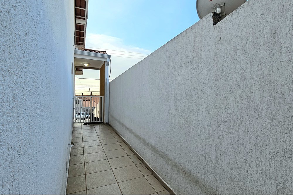 Casa à venda com 3 quartos, 224m² - Foto 27
