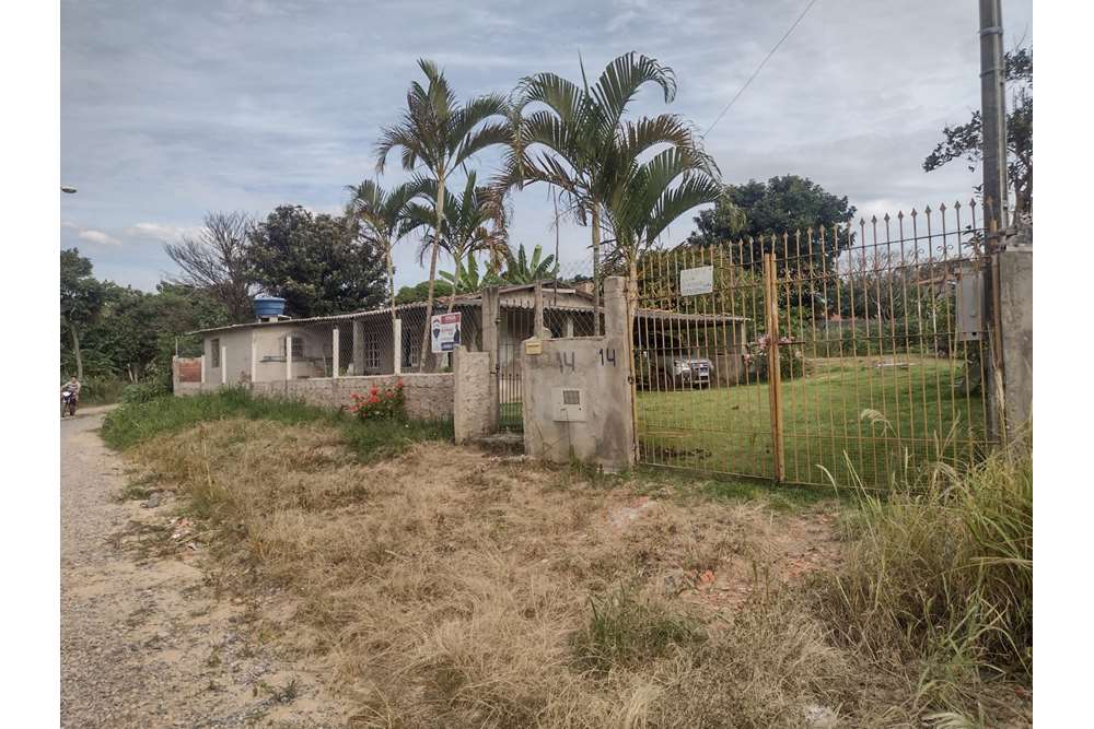 Fazenda à venda com 3 quartos, 70m² - Foto 1