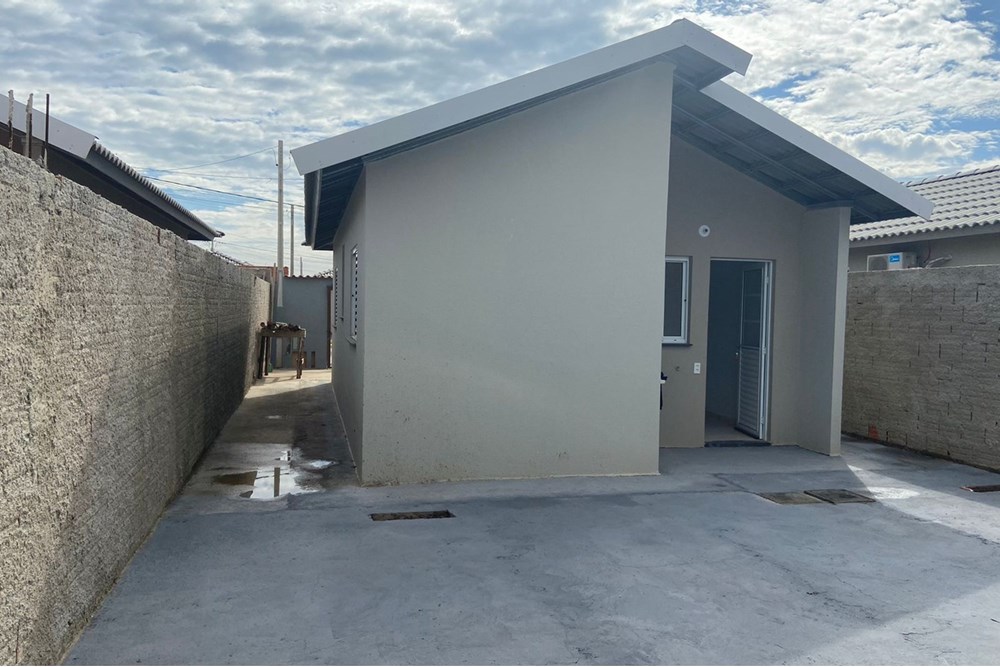 Casa para alugar com 2 quartos, 48m² - Foto 13