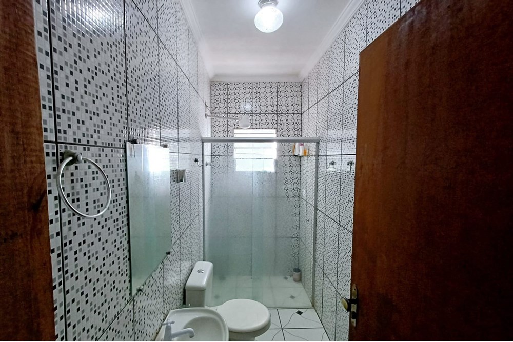Casa à venda com 2 quartos, 170m² - Foto 10