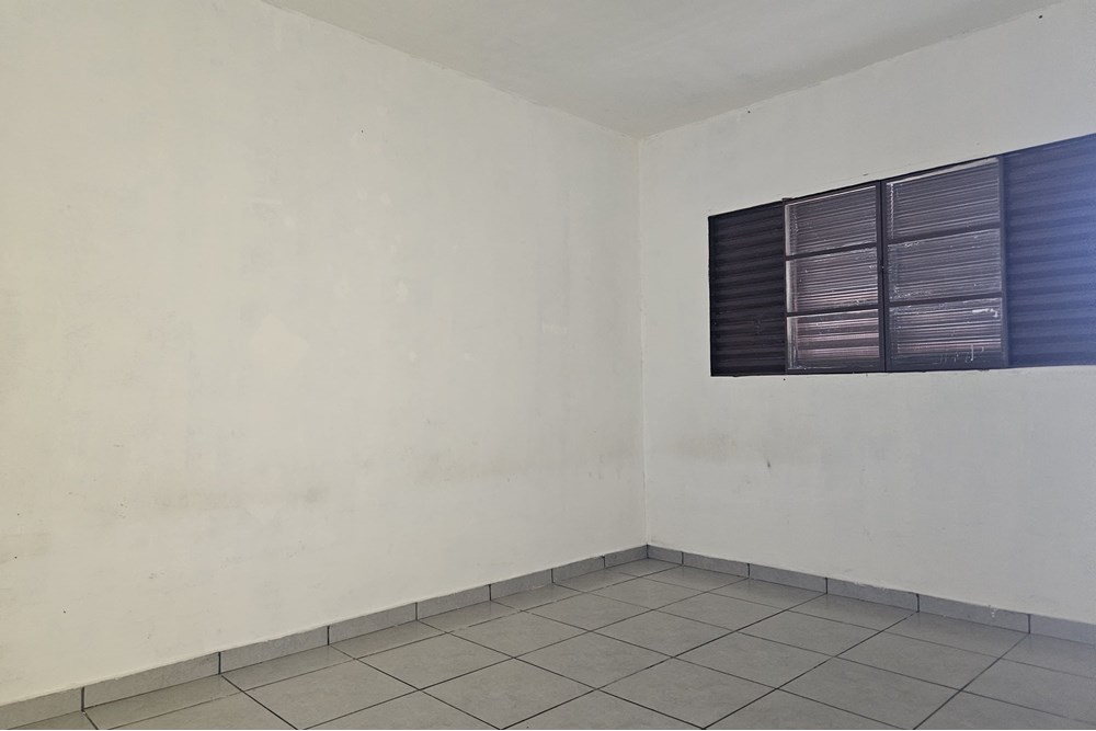 Casa para alugar com 2 quartos, 70m² - Foto 16