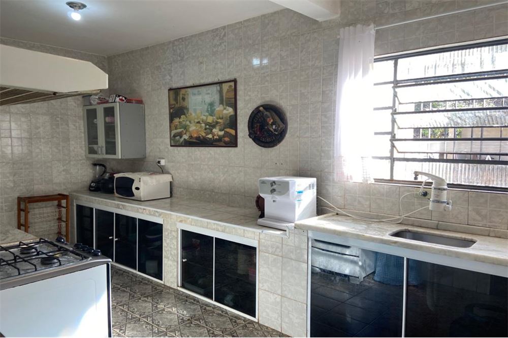 Fazenda à venda com 5 quartos, 1125m² - Foto 4