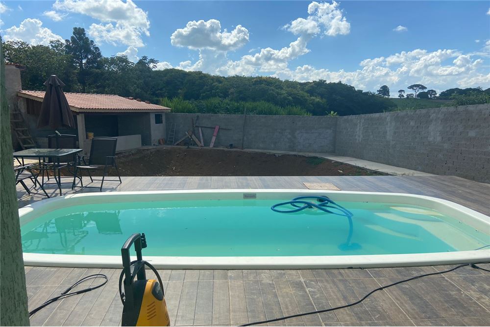 Chácara à venda com 4 quartos, 218m² - Foto 5