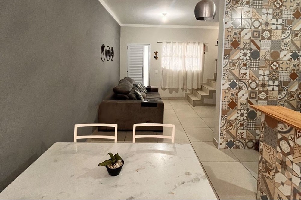 Casa à venda com 2 quartos, 72m² - Foto 7