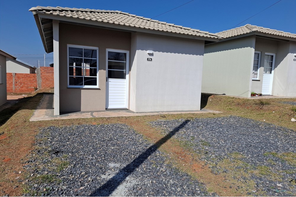 Casa para locação com 2 dormitórios em Salto de Pirapora-SP | R$ 800,00