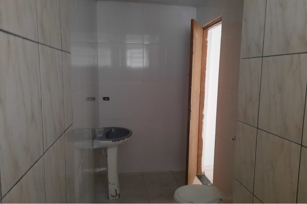 Casa para alugar com 1 quarto, 250m² - Foto 16