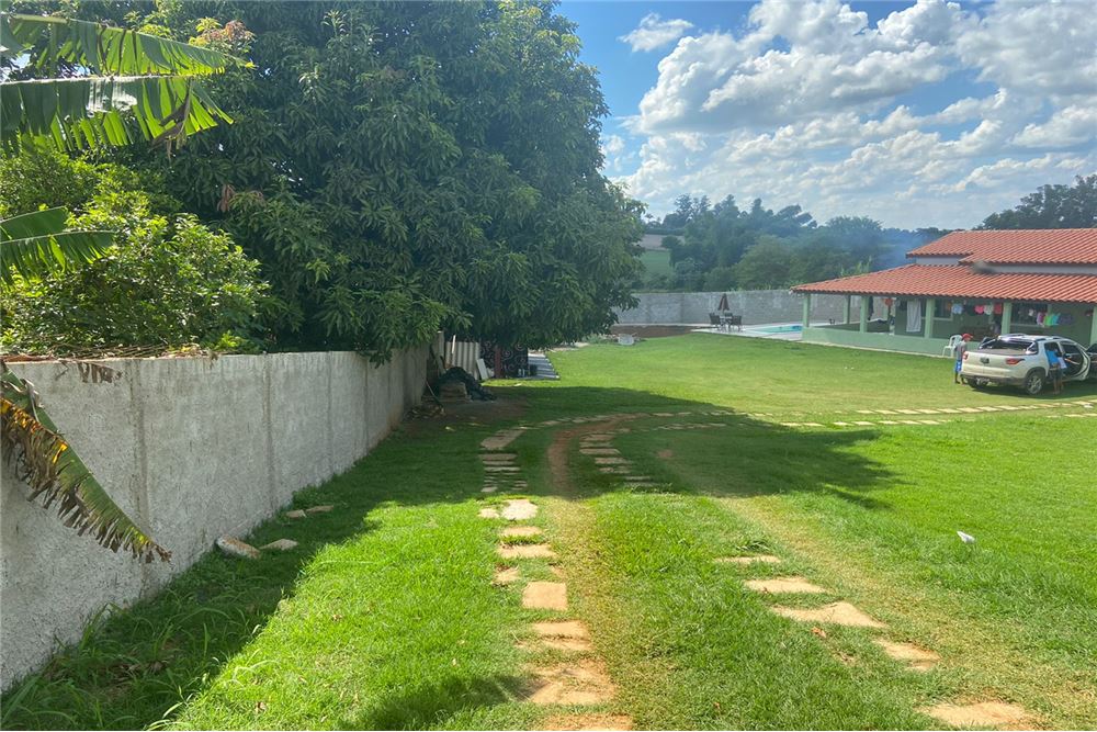 Chácara à venda com 4 quartos, 218m² - Foto 8