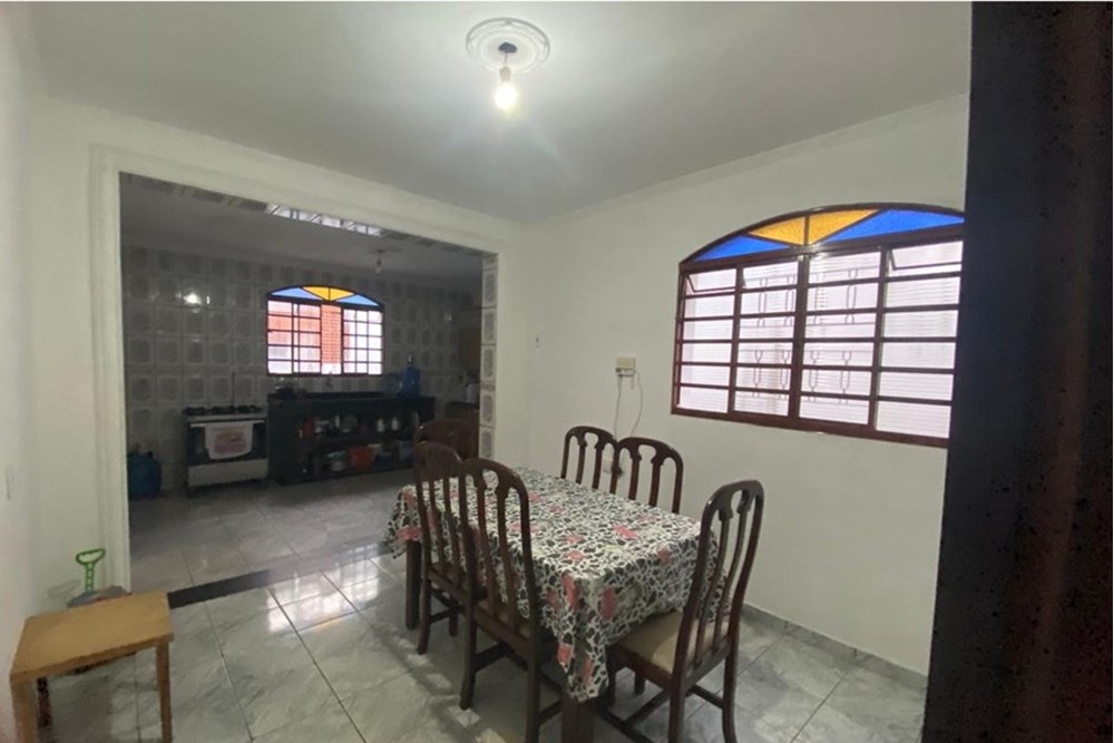 Casa à venda com 2 quartos, 204m² - Foto 10