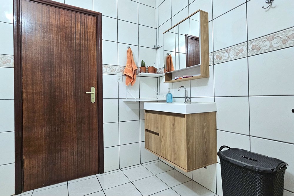 Casa à venda com 3 quartos, 224m² - Foto 16