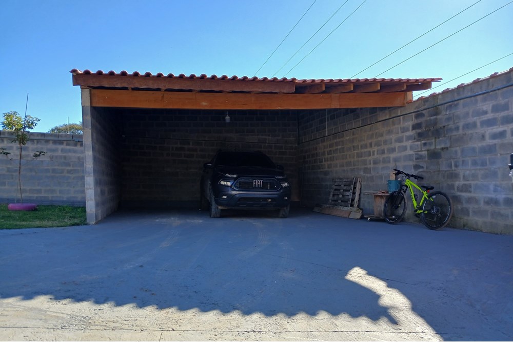 Chácara à venda com 4 quartos, 250m² - Foto 9