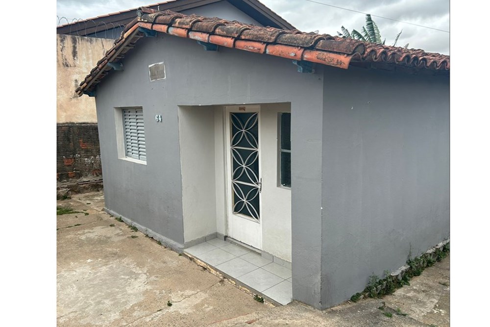 Casa para alugar com 2 quartos, 70m² - Foto 1